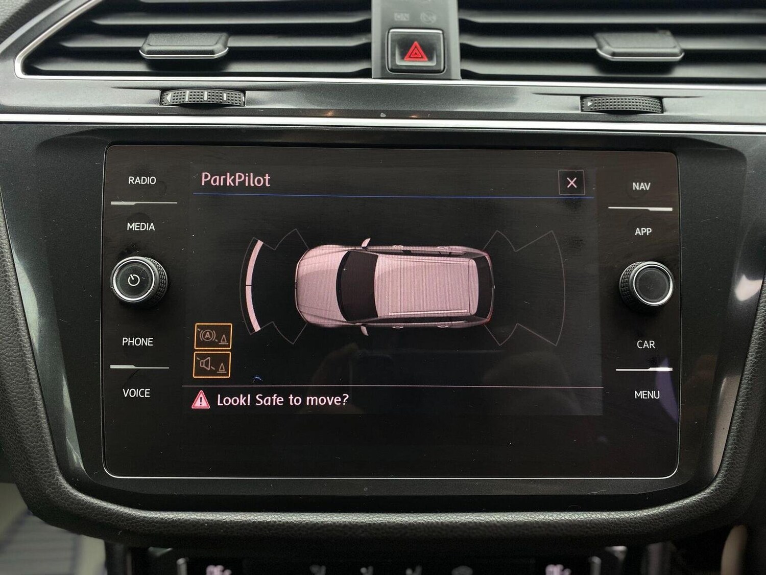 Used Volkswagen Tiguan 2017 for sale - 76744171: Photo 55