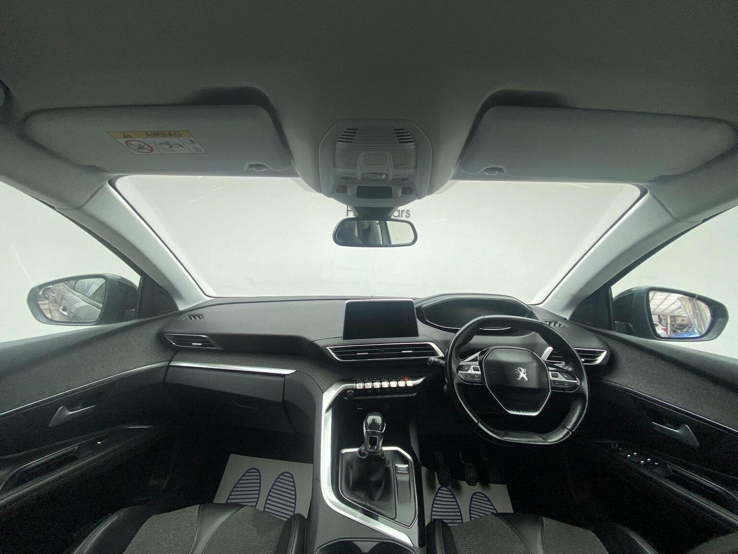 Used Peugeot 3008 2017 for sale - 76744173: Photo 26