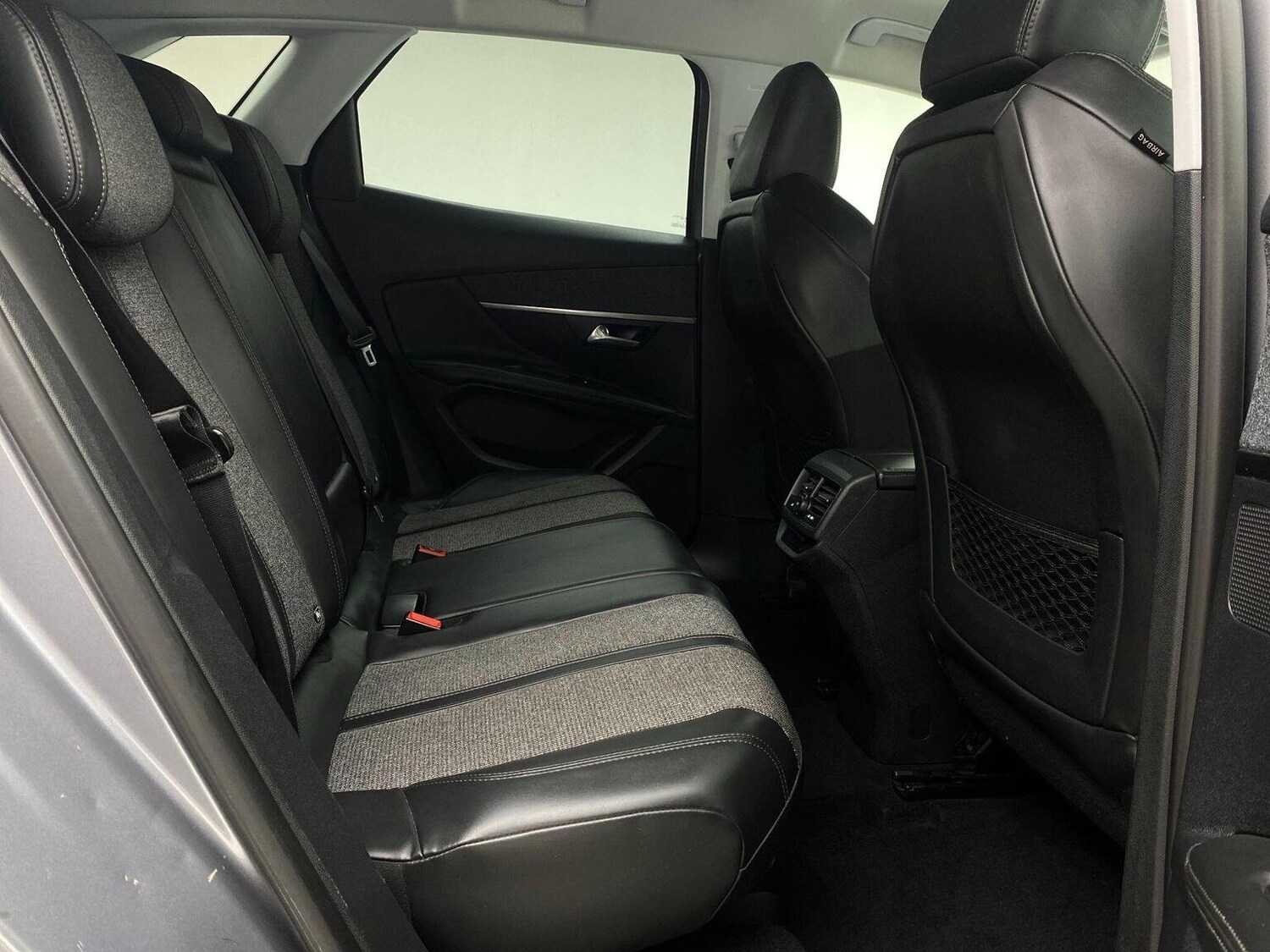 Used Peugeot 3008 2017 for sale - 76744173: Photo 33