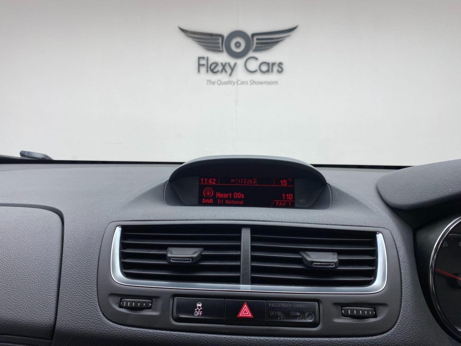 Used Vauxhall Mokka 2014 for sale - 76744259: Photo 64