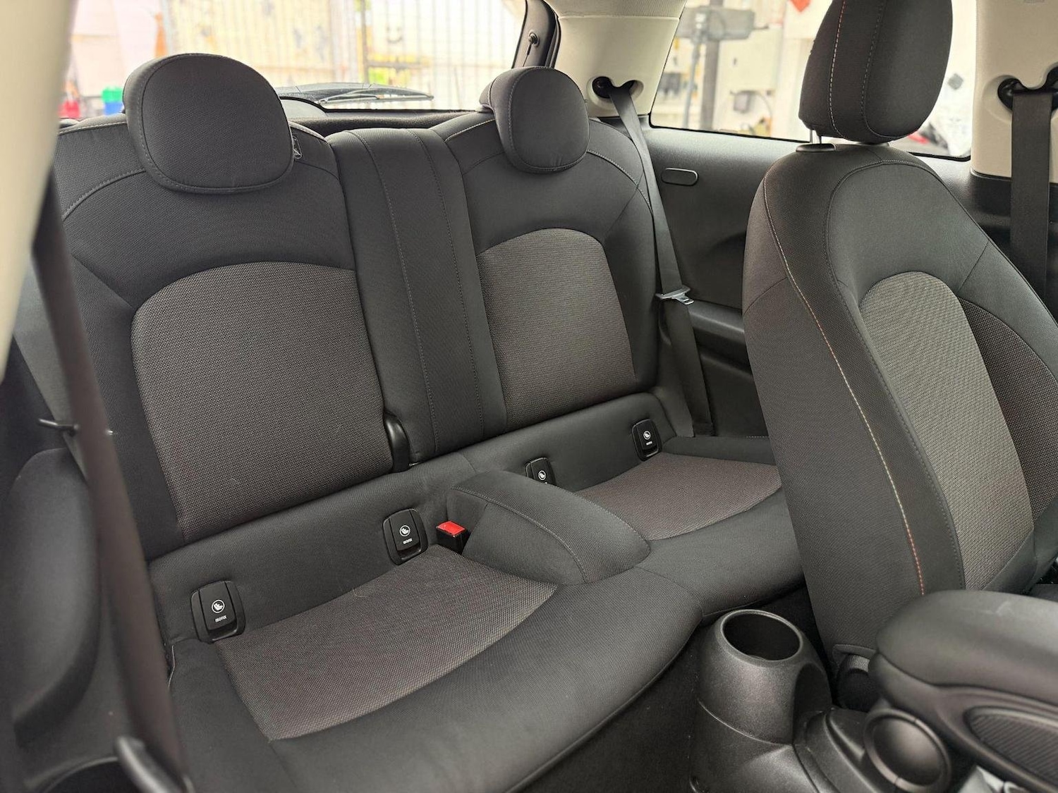 Used MINI Hatch 2019 for sale - 76744244: Photo 10