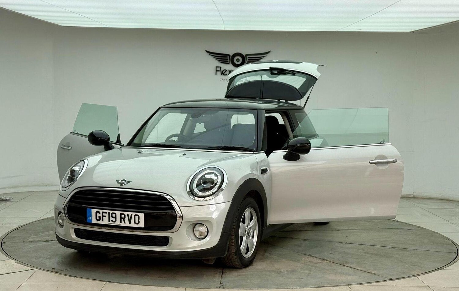 Used MINI Hatch 2019 for sale - 76744244: Photo 15