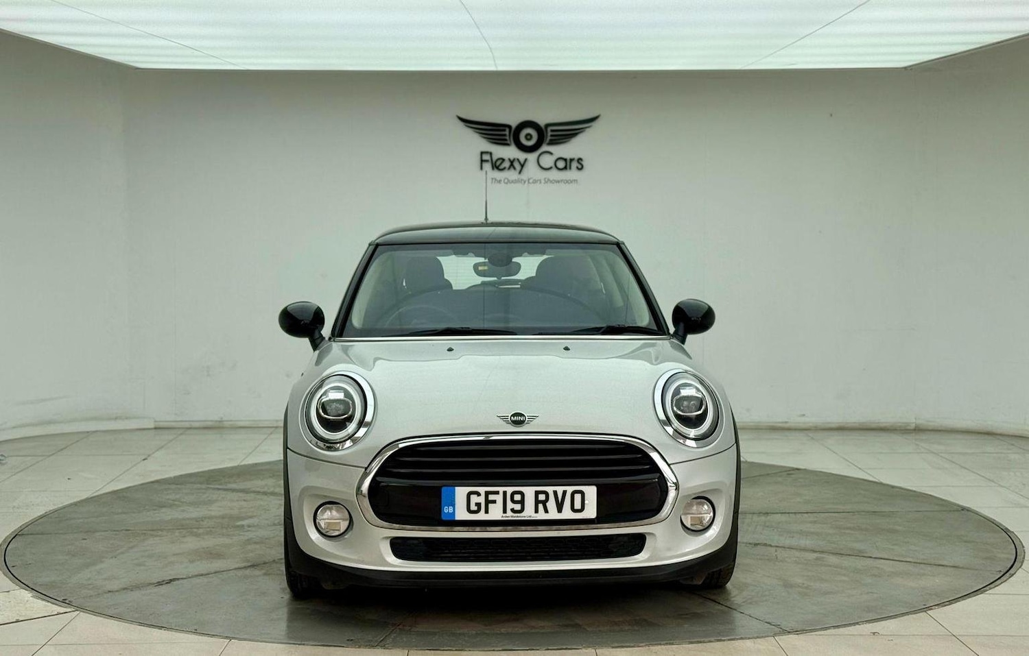 Used MINI Hatch 2019 for sale - 76744244: Photo 3