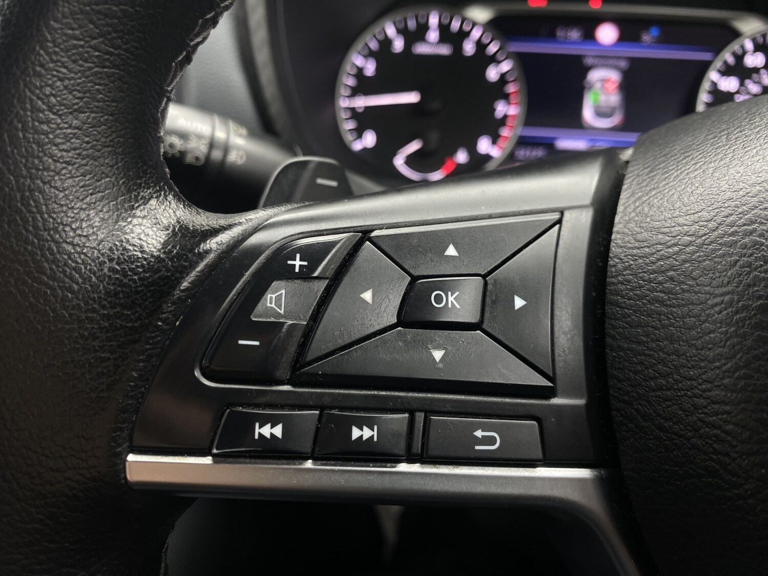 Used Nissan Juke 2020 for sale - 76744142: Photo 37