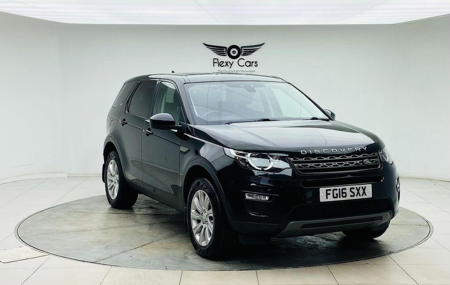 Used Land Rover Discovery Sport 2016 for sale - 76744169: Photo 1
