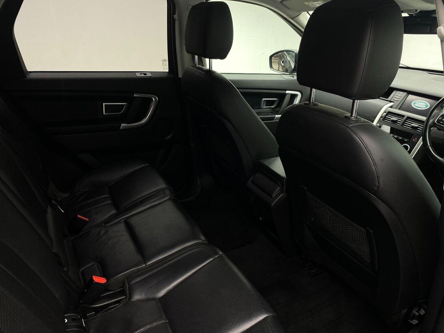 Used Land Rover Discovery Sport 2016 for sale - 76744169: Photo 34