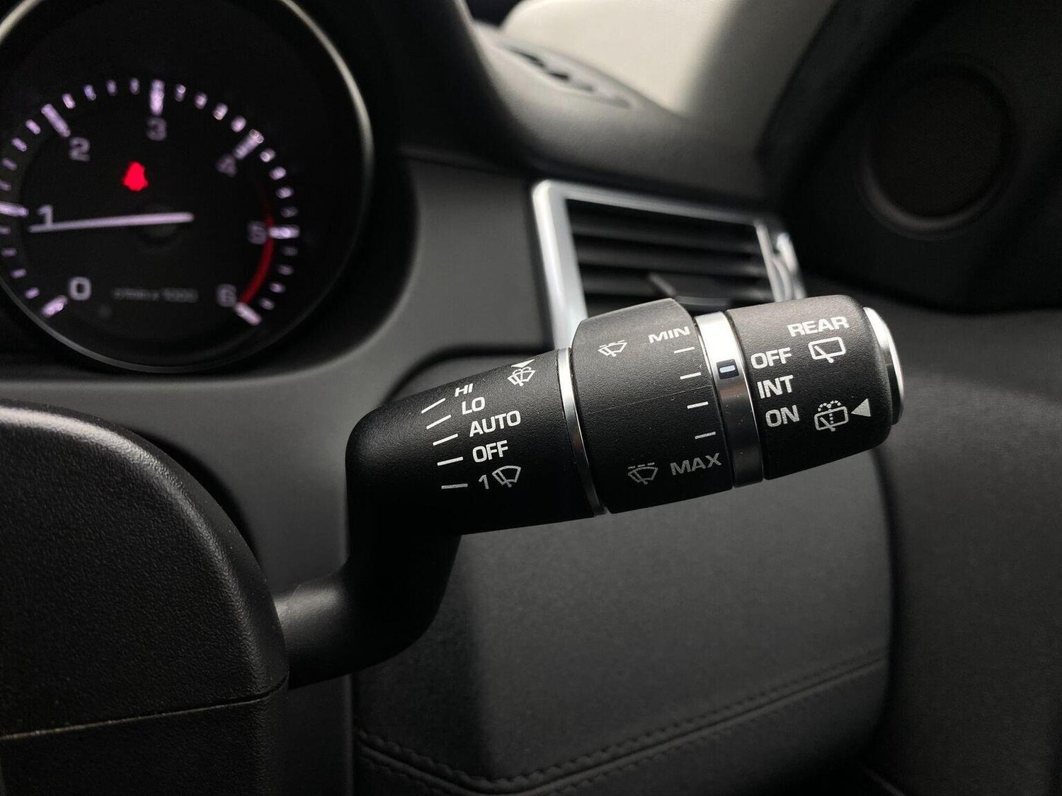 Used Land Rover Discovery Sport 2016 for sale - 76744169: Photo 42