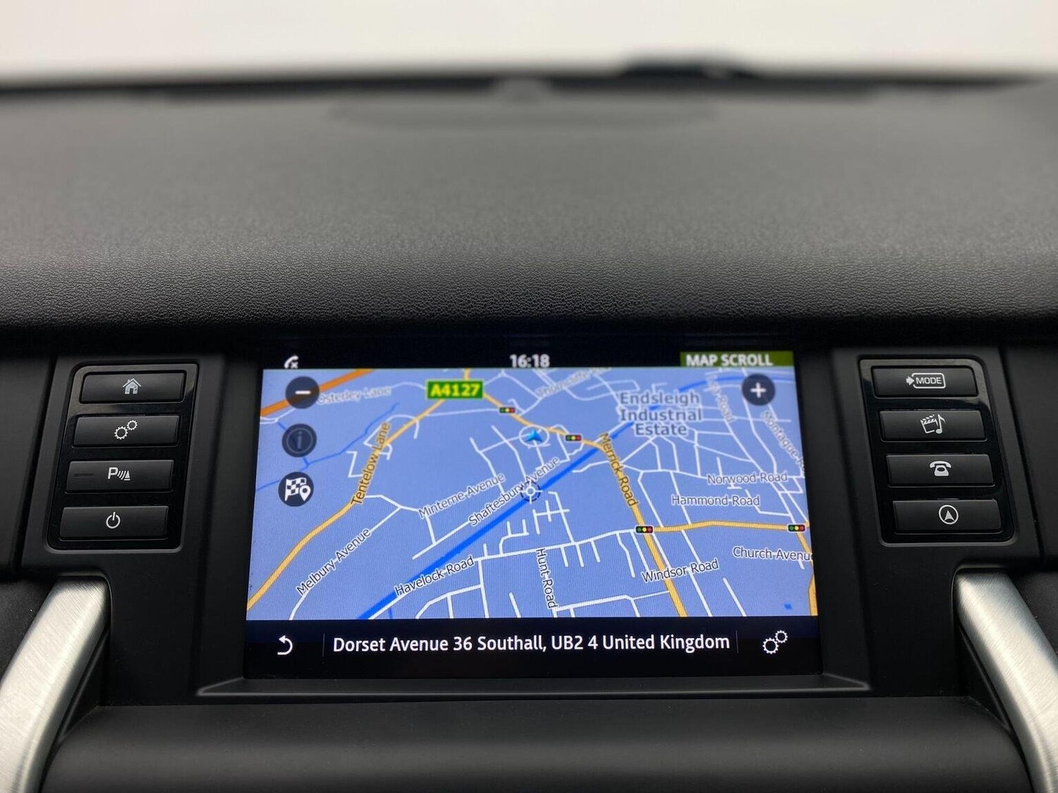 Used Land Rover Discovery Sport 2016 for sale - 76744169: Photo 45