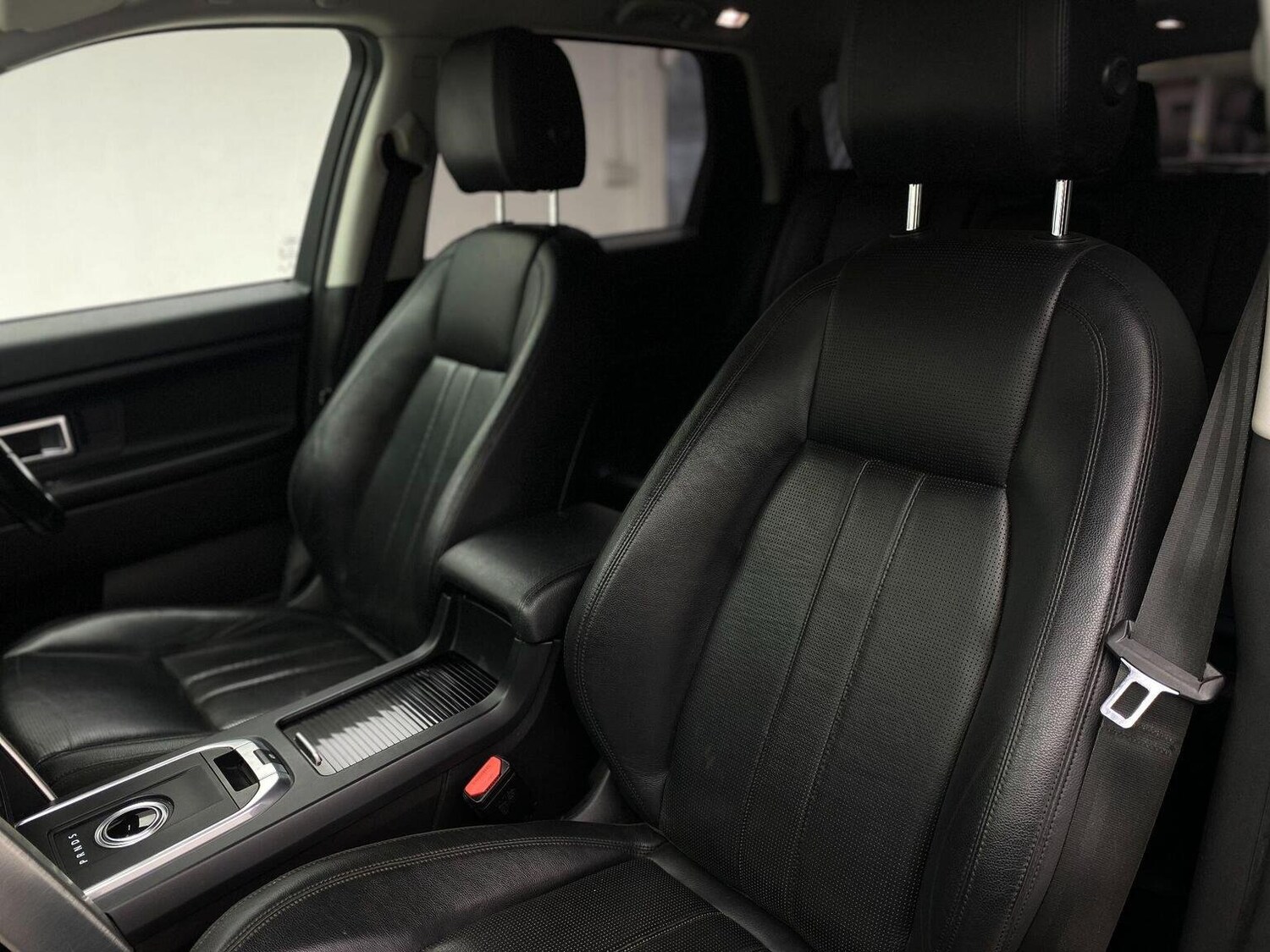 Used Land Rover Discovery Sport 2016 for sale - 76744169: Photo 54