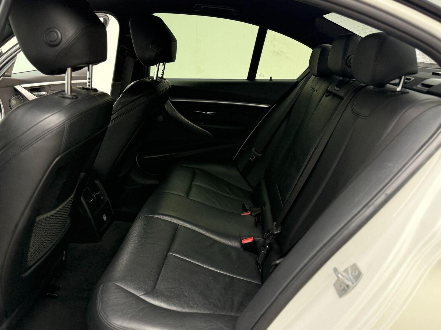 Used BMW 3 Series 2018 for sale - 76744196: Photo 44