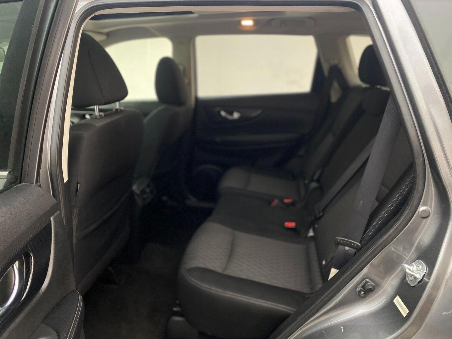 Used Nissan X-Trail 2017 for sale - 76744205: Photo 27