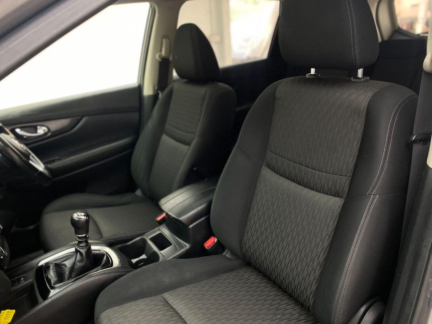 Used Nissan X-Trail 2017 for sale - 76744205: Photo 47