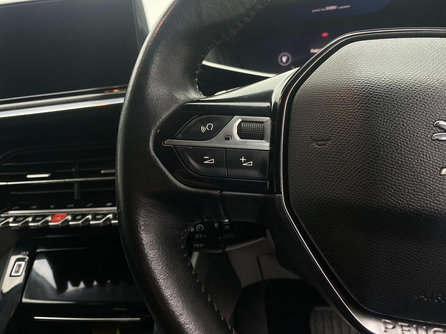 Used Peugeot 208 2021 for sale - 76744191: Photo 53