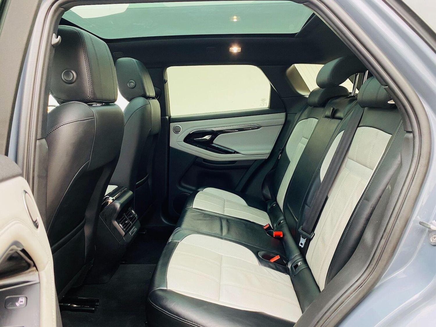 Used Land Rover Range Rover Evoque 2019 for sale - 76794676: Photo 39