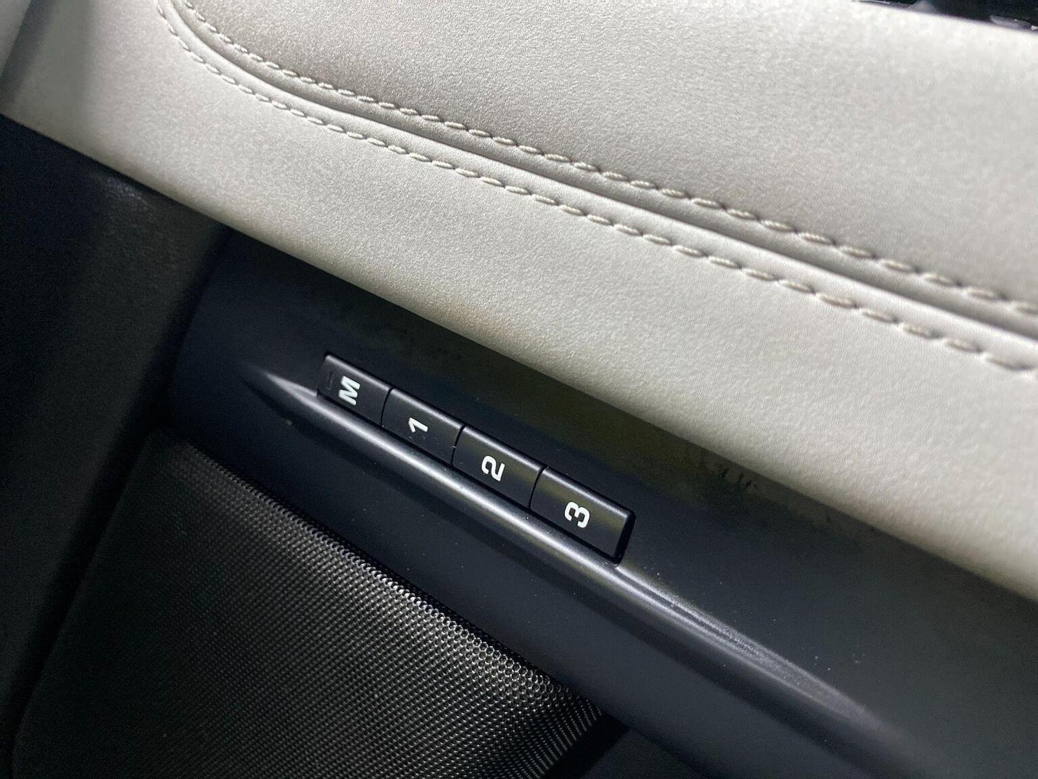 Used Land Rover Range Rover Evoque 2019 for sale - 76794676: Photo 50