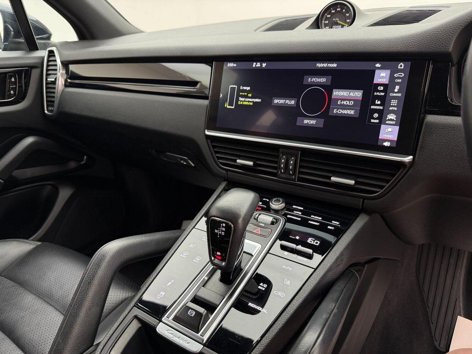 Used Porsche Cayenne 2020 for sale - 76744246: Photo 34