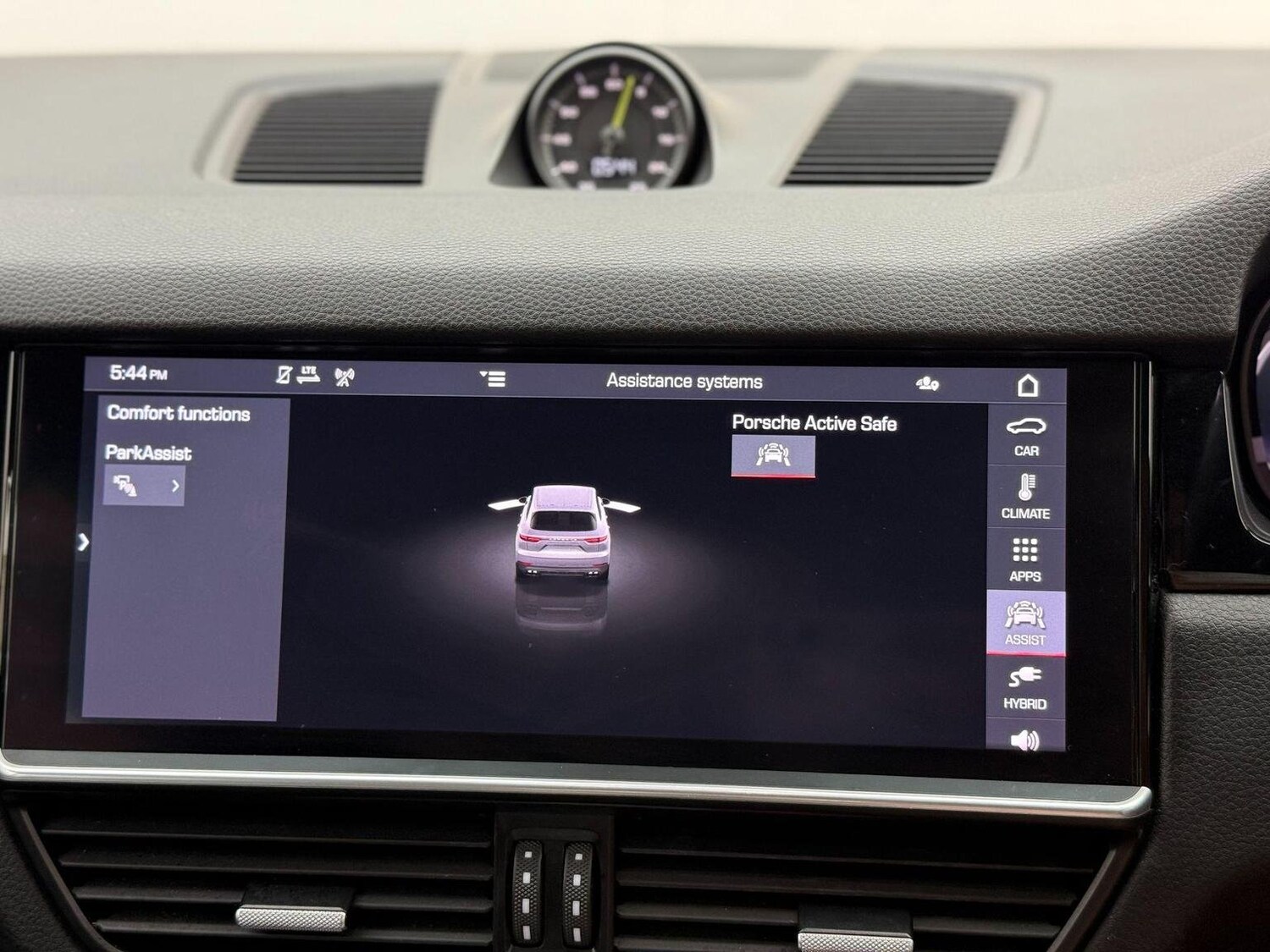 Used Porsche Cayenne 2020 for sale - 76744246: Photo 56