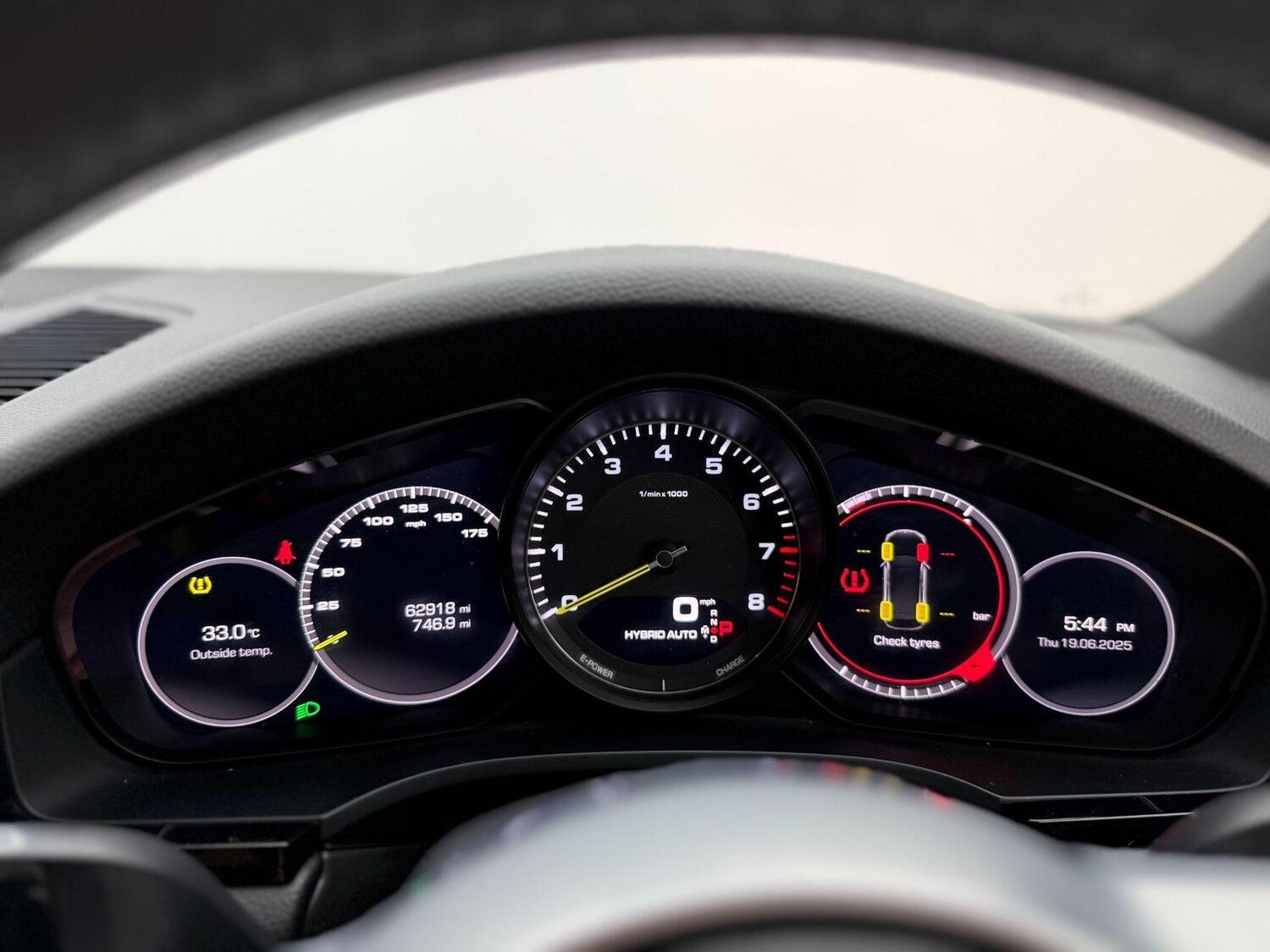 Used Porsche Cayenne 2020 for sale - 76744246: Photo 60