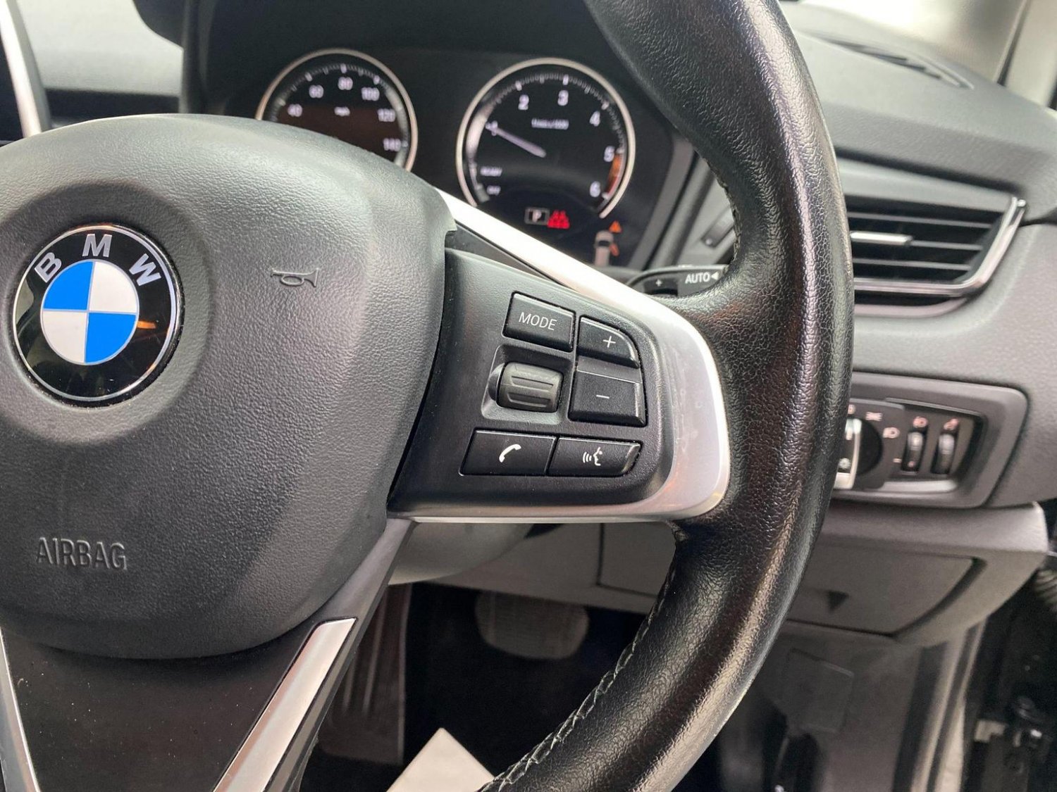 Used BMW 2 Series 2018 for sale - 76744270: Photo 9