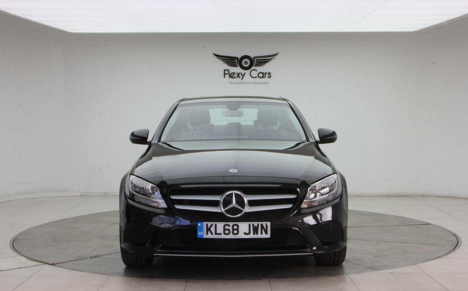 Used Mercedes-Benz C Class 2019 for sale - 76744236: Photo 4