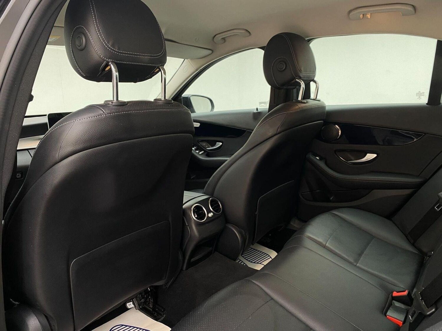 Used Mercedes-Benz C Class 2019 for sale - 76744236: Photo 60