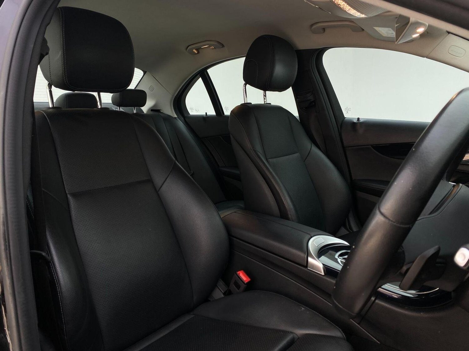 Used Mercedes-Benz C Class 2019 for sale - 76744236: Photo 69