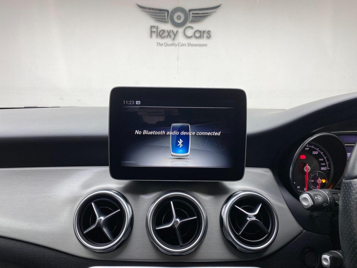 Used Mercedes-Benz GLA 2018 for sale - 76744255: Photo 57