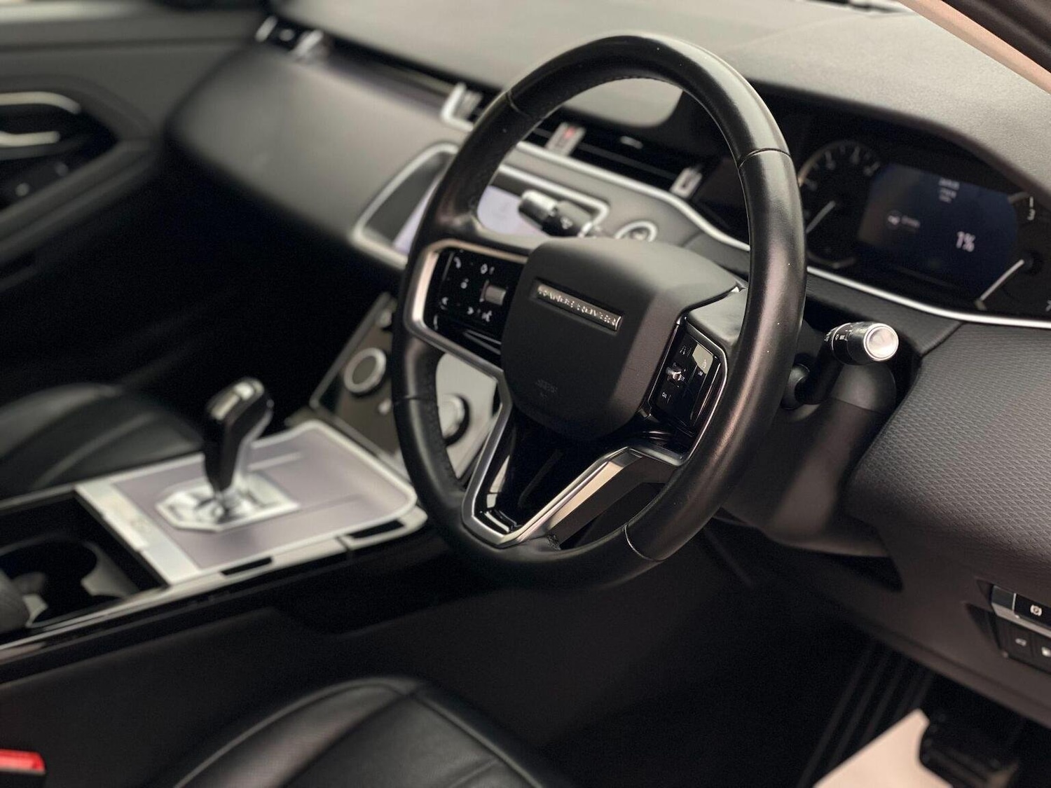 Used Land Rover Range Rover Evoque 2021 for sale - 76744183: Photo 2