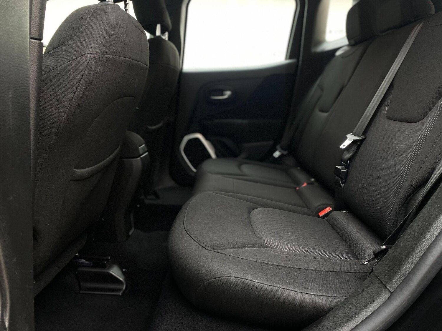 Used Jeep Renegade 2016 for sale - 76744182: Photo 31