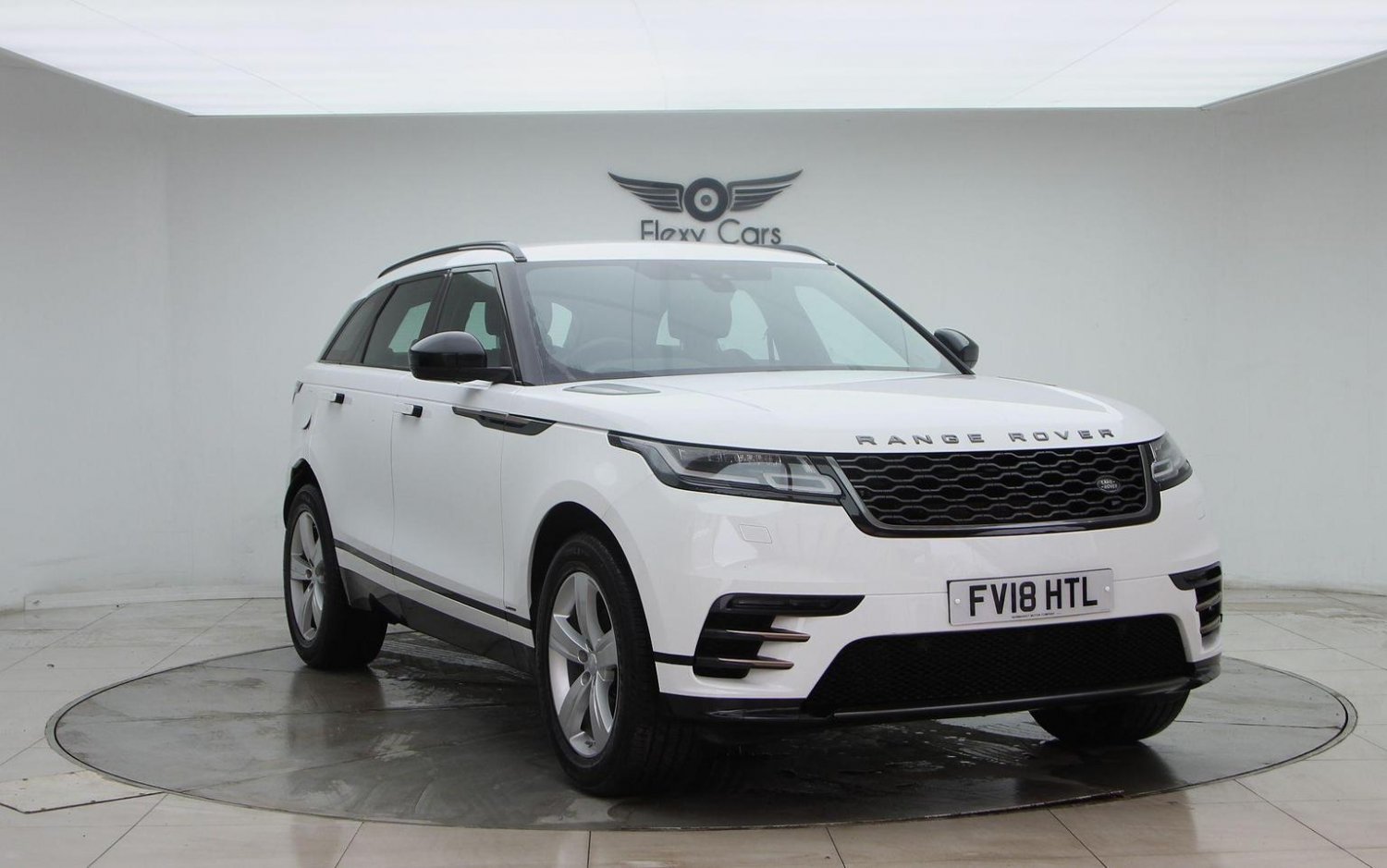 Used Land Rover Range Rover Velar 2018 for sale - 76744264: Photo 1