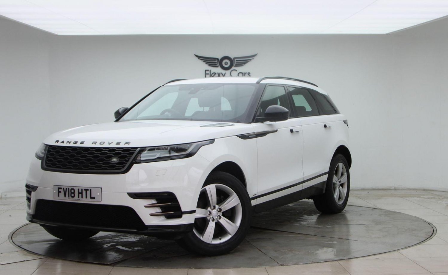 Used Land Rover Range Rover Velar 2018 for sale - 76744264: Photo 13