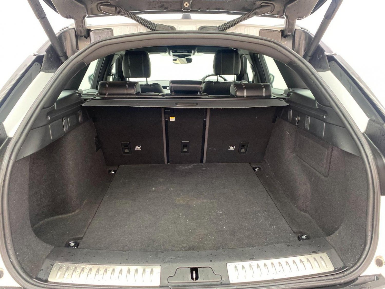 Used Land Rover Range Rover Velar 2018 for sale - 76744264: Photo 21