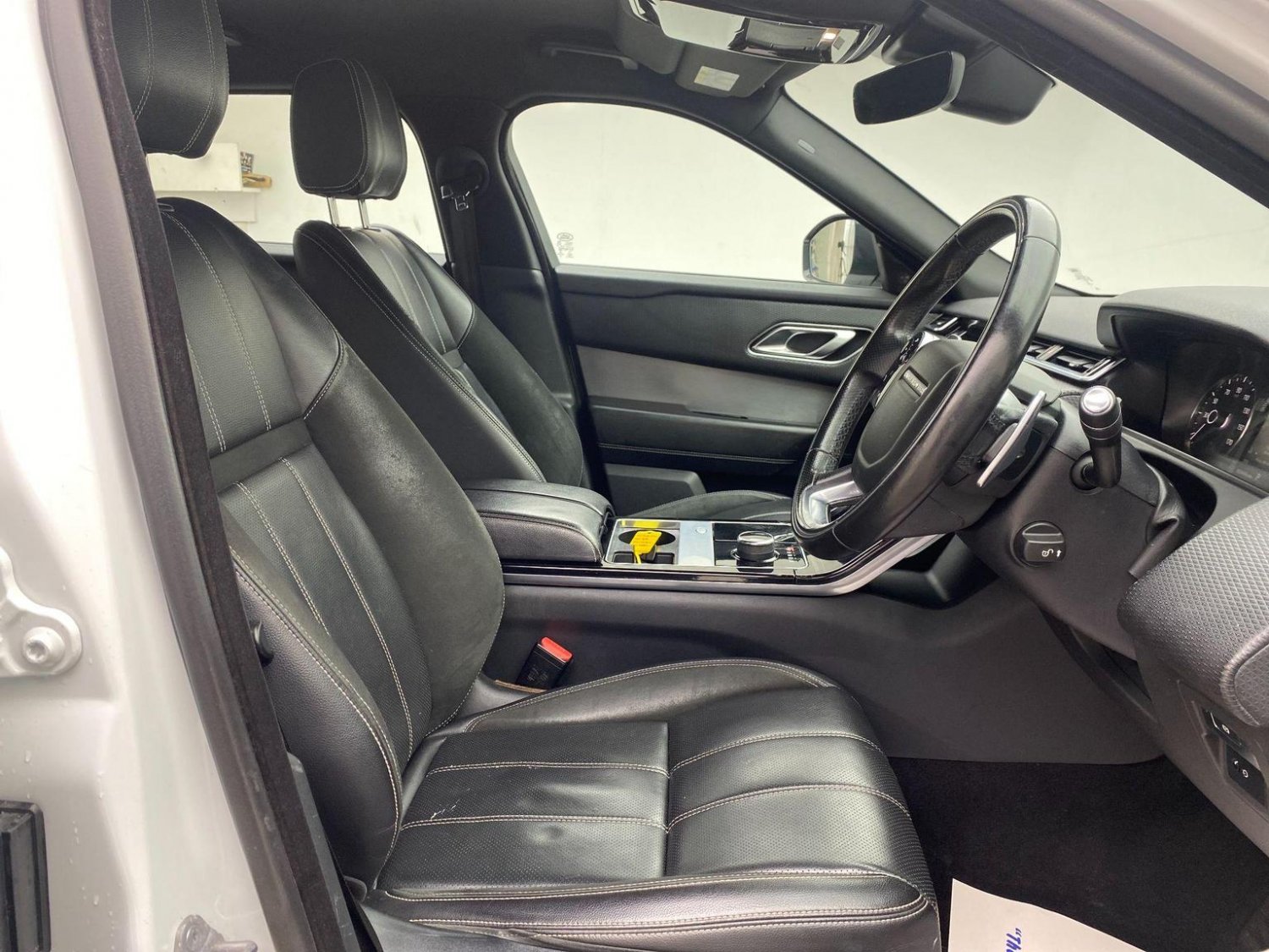 Used Land Rover Range Rover Velar 2018 for sale - 76744264: Photo 32