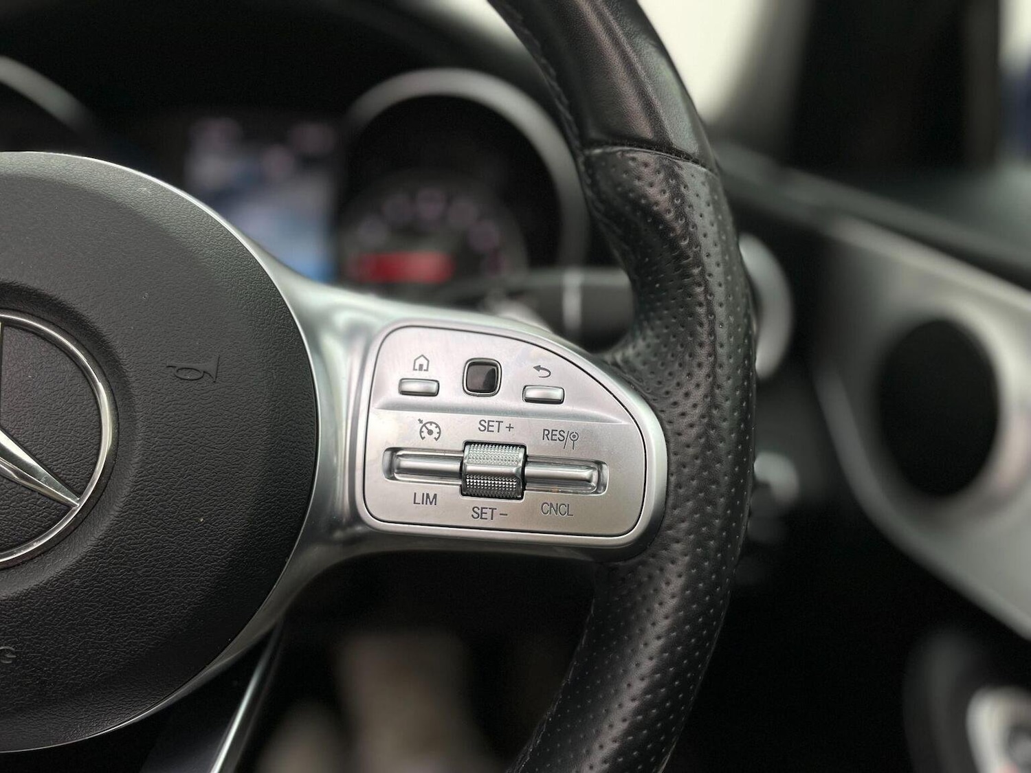 Used Mercedes-Benz C Class 2019 for sale - 76794691: Photo 26