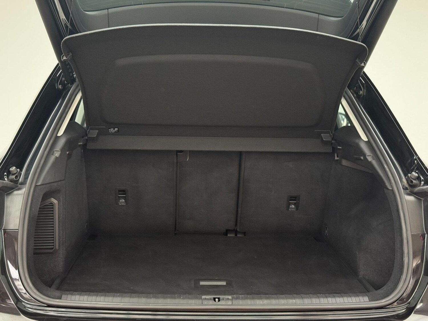 Used Audi Q3 2023 for sale - 76744199: Photo 23