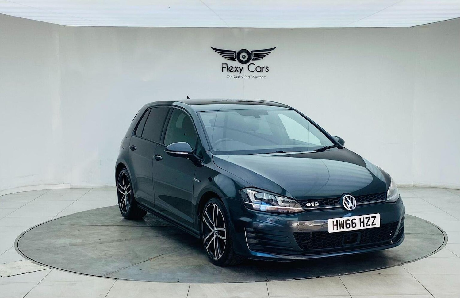 Used Volkswagen Golf 2016 for sale - 76744174: Photo 1