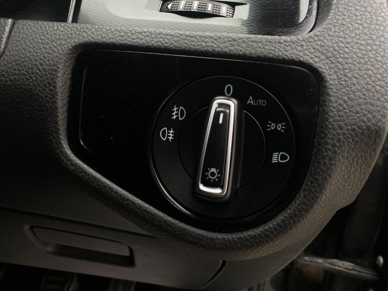 Used Volkswagen Golf 2016 for sale - 76744174: Photo 34