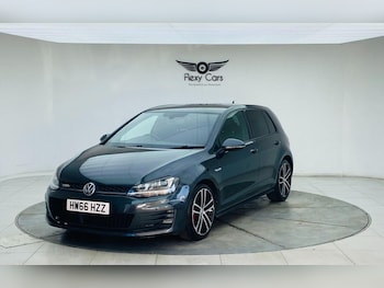Used Volkswagen Golf 2016 for sale - 76744174: Photo
