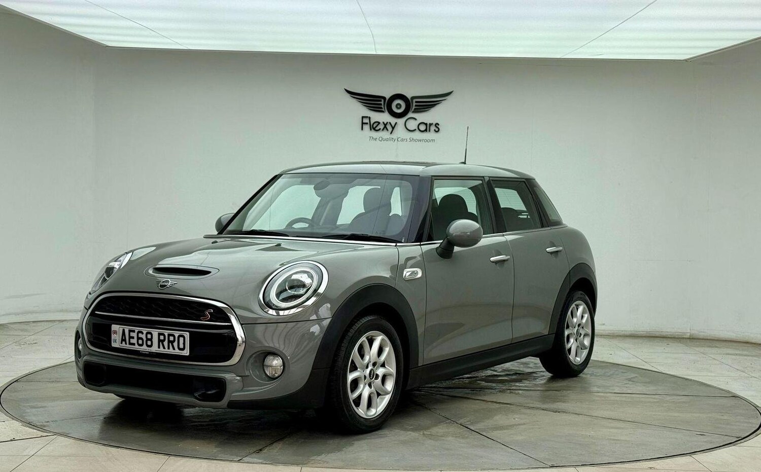 Used MINI Hatch 2018 for sale - 76744224: Photo 14