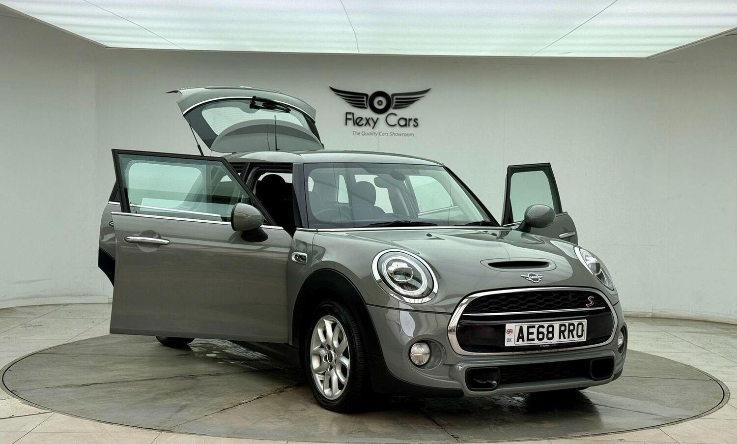 Used MINI Hatch 2018 for sale - 76744224: Photo 18