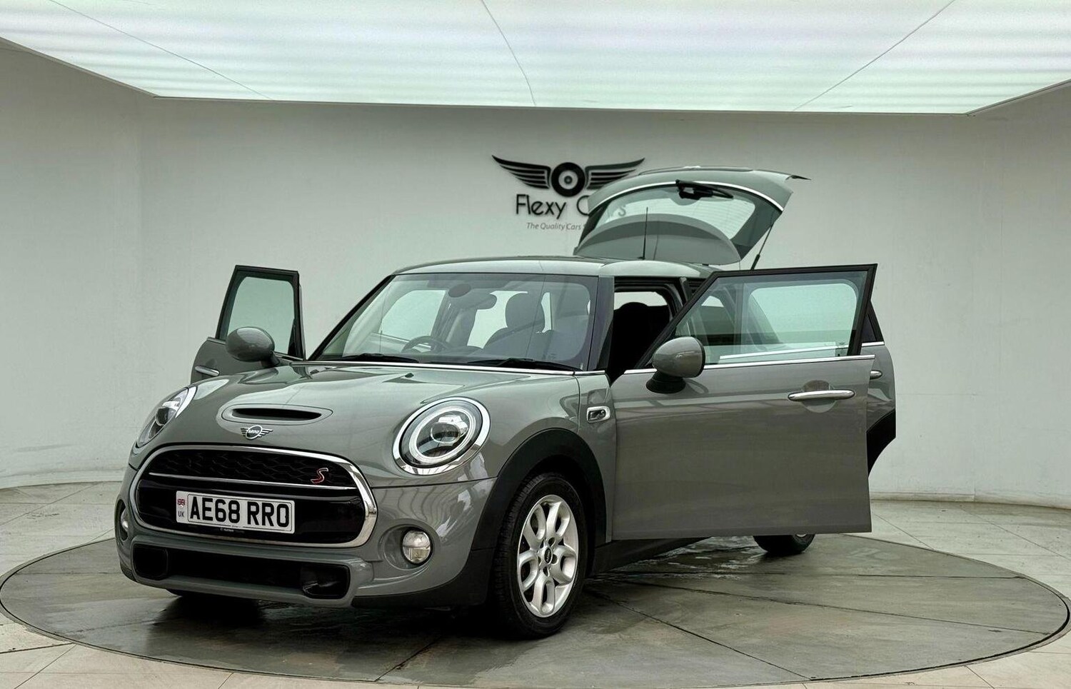 Used MINI Hatch 2018 for sale - 76744224: Photo 26