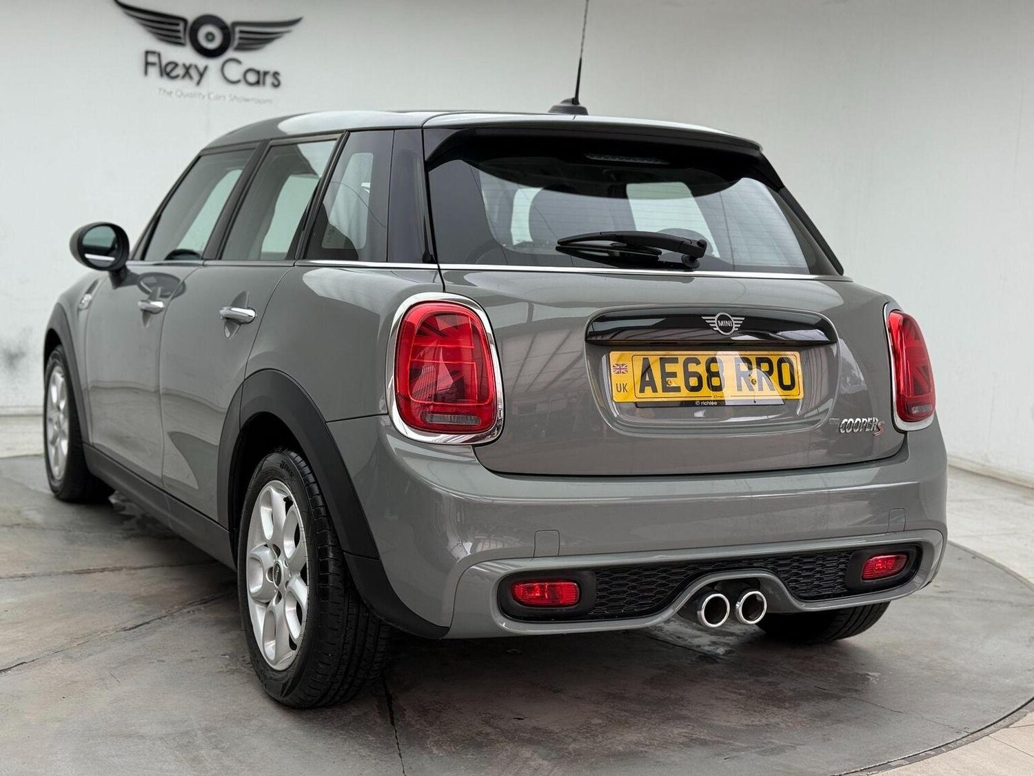 Used MINI Hatch 2018 for sale - 76744224: Photo 32