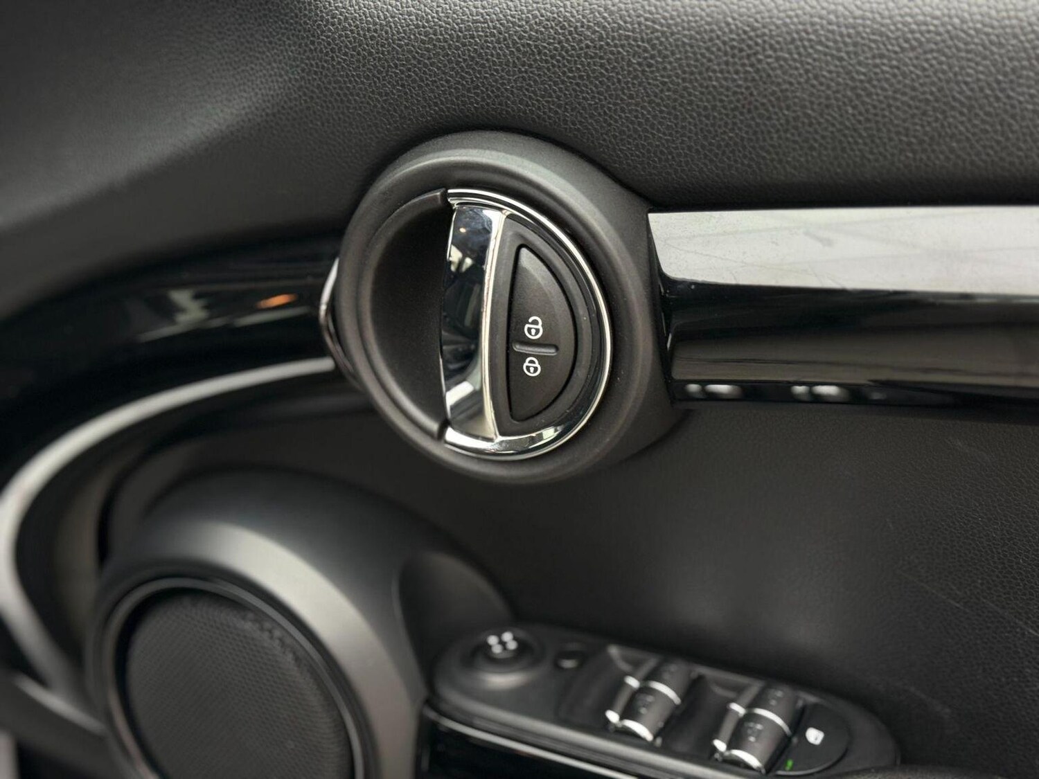 Used MINI Hatch 2018 for sale - 76744224: Photo 39