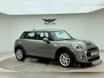 Used MINI Hatch 2018 for sale - 76744224: Photo