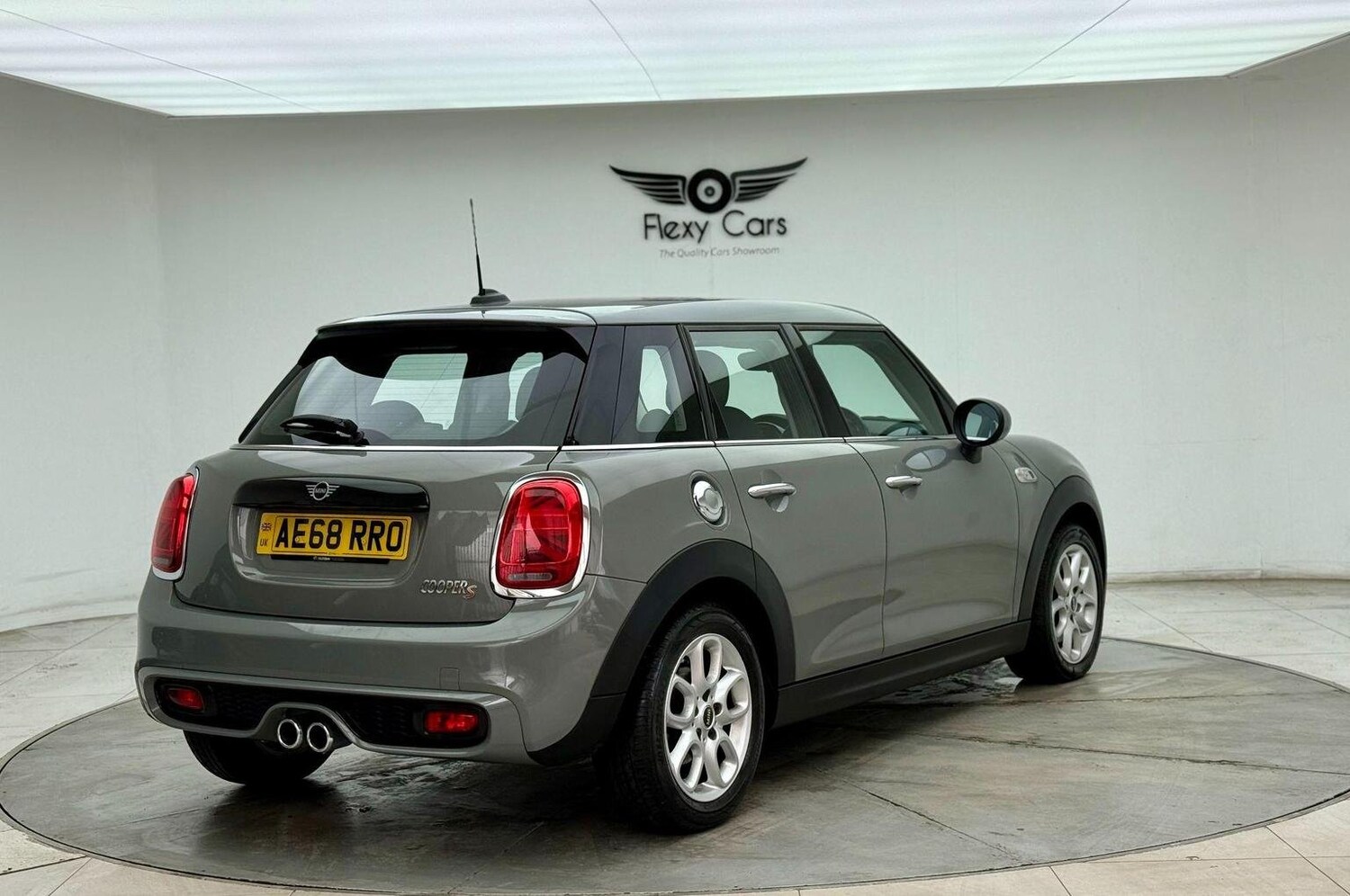 Used MINI Hatch 2018 for sale - 76744224: Photo 9