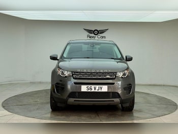 Used Land Rover Discovery Sport 2018 for sale - 76744252: Photo
