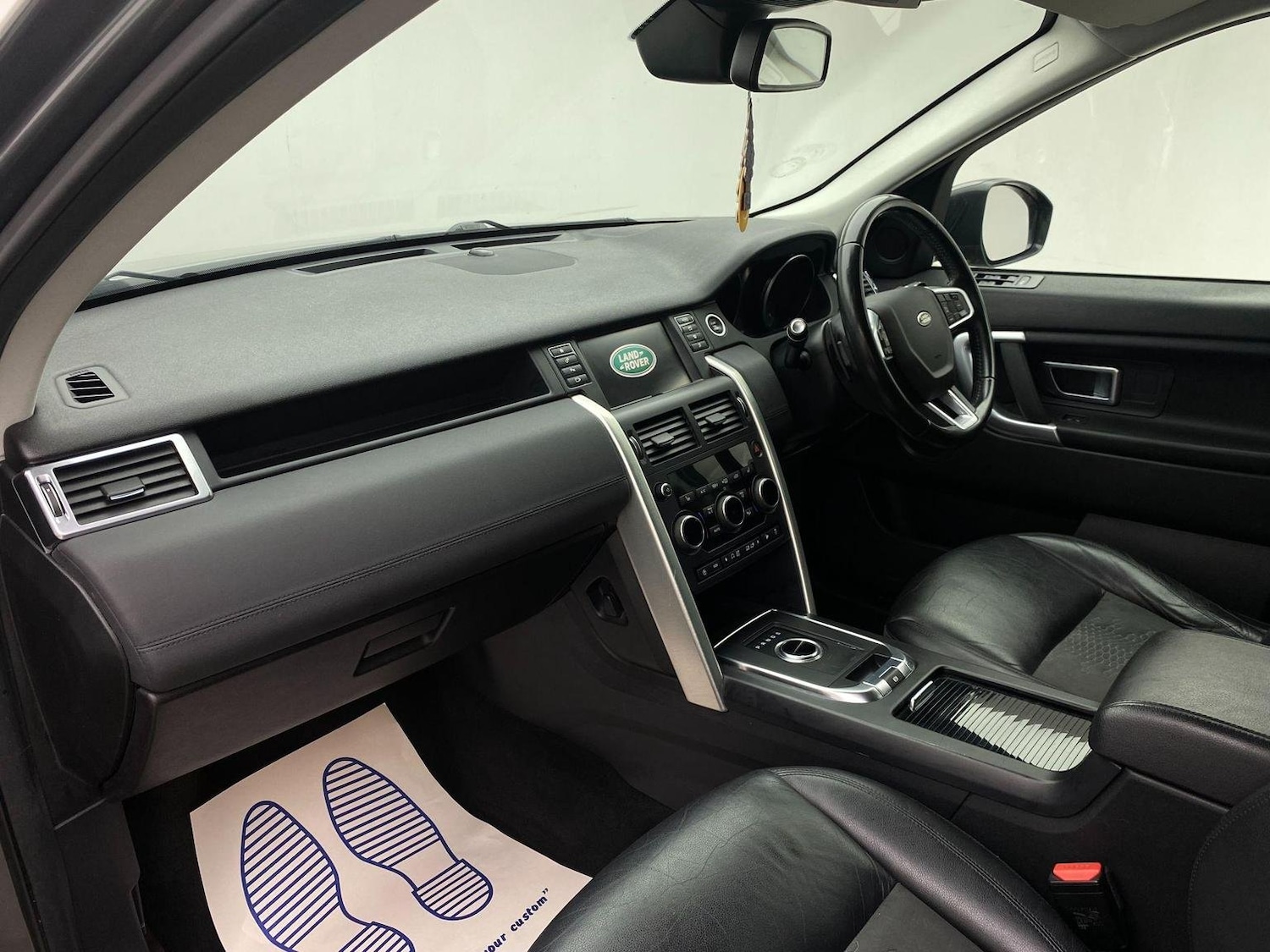 Used Land Rover Discovery Sport 2019 for sale - 76744252: Photo 5