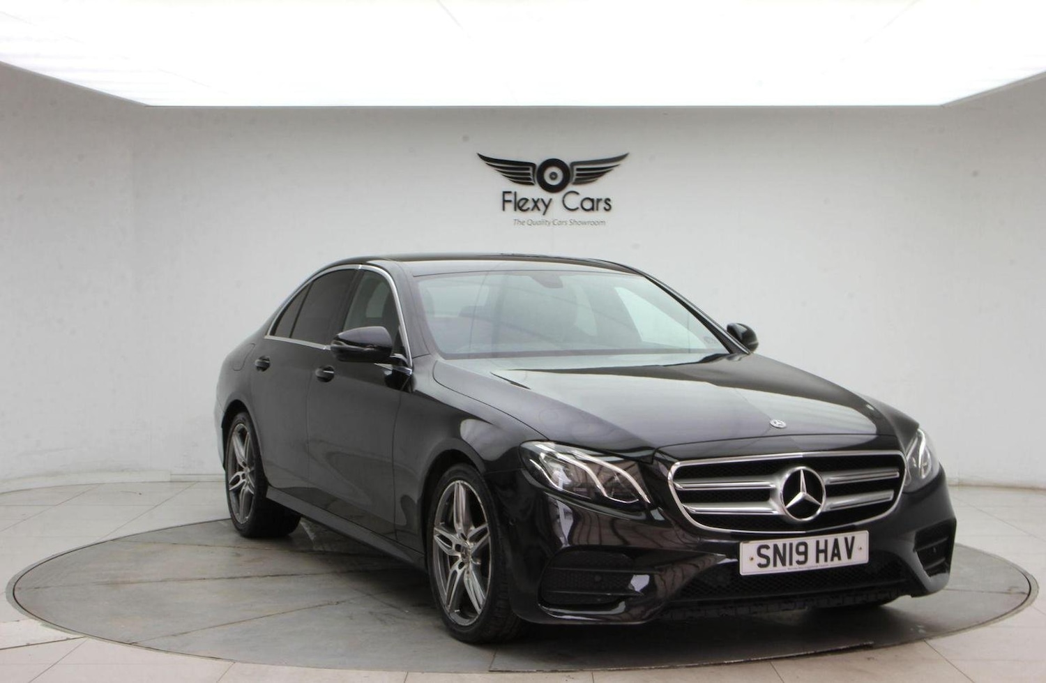 Used Mercedes-Benz E Class 2019 for sale - 76794529: Photo 1