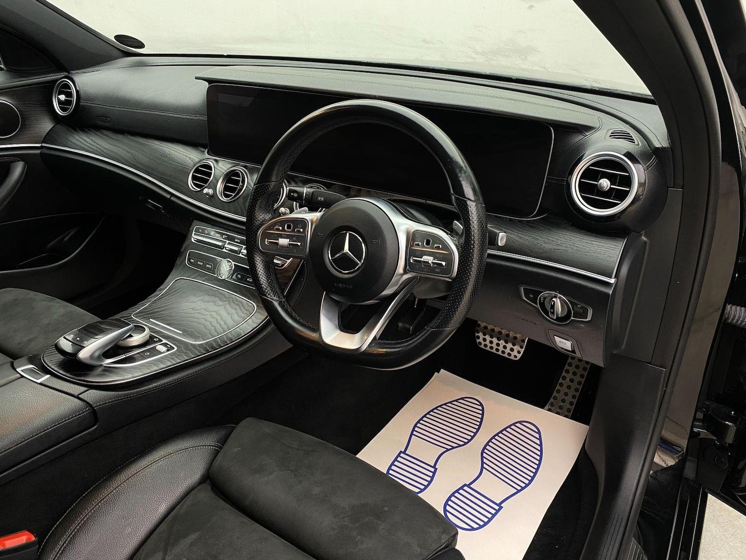Used Mercedes-Benz E Class 2019 for sale - 76794529: Photo 2