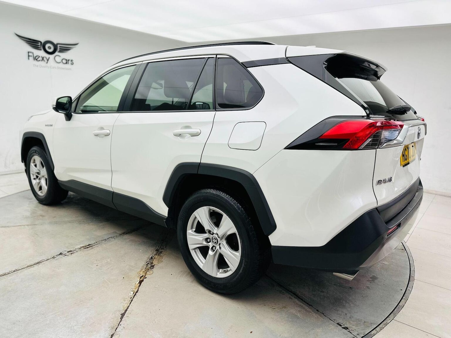 Used Toyota RAV4 2021 for sale - 76744147: Photo 16